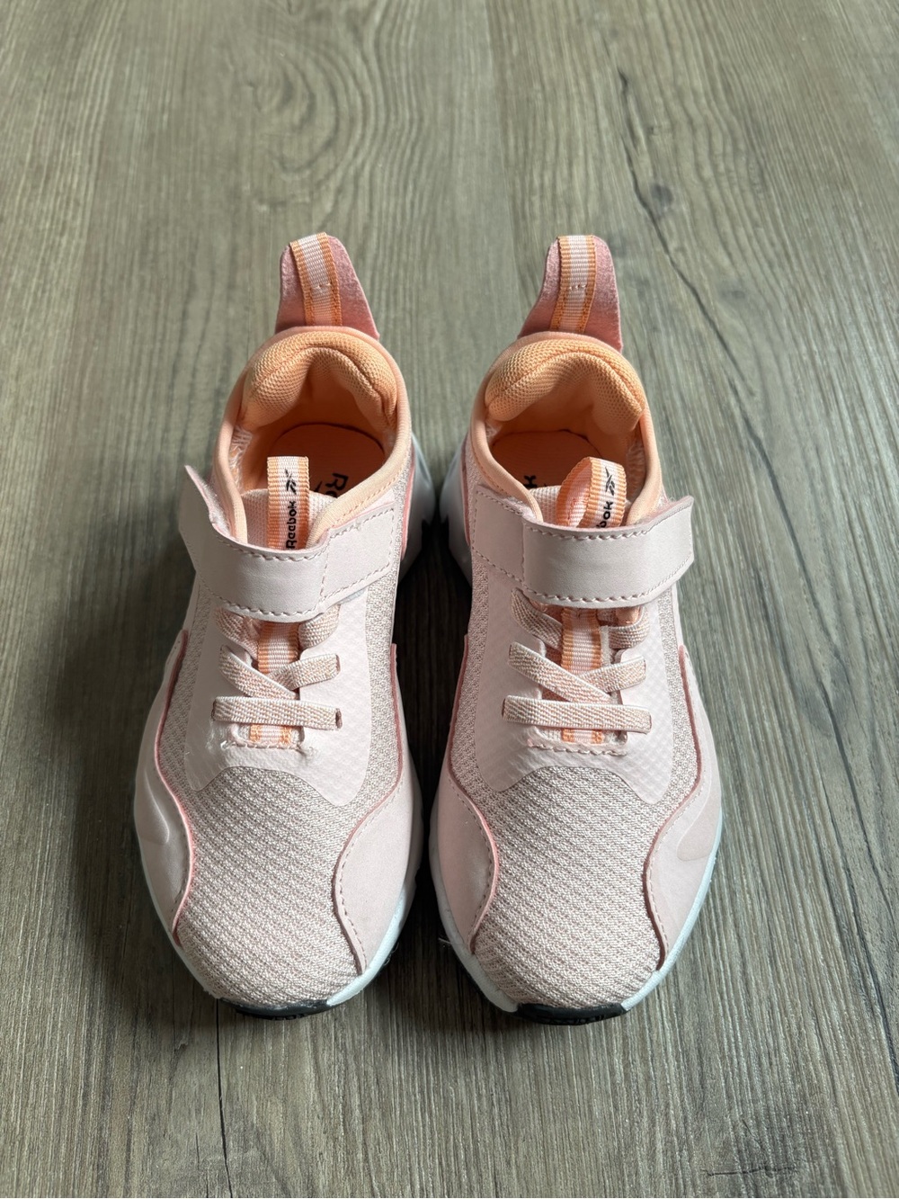 Reebok Kids Peach and Light Pink Hook-and-Loop Sneakers